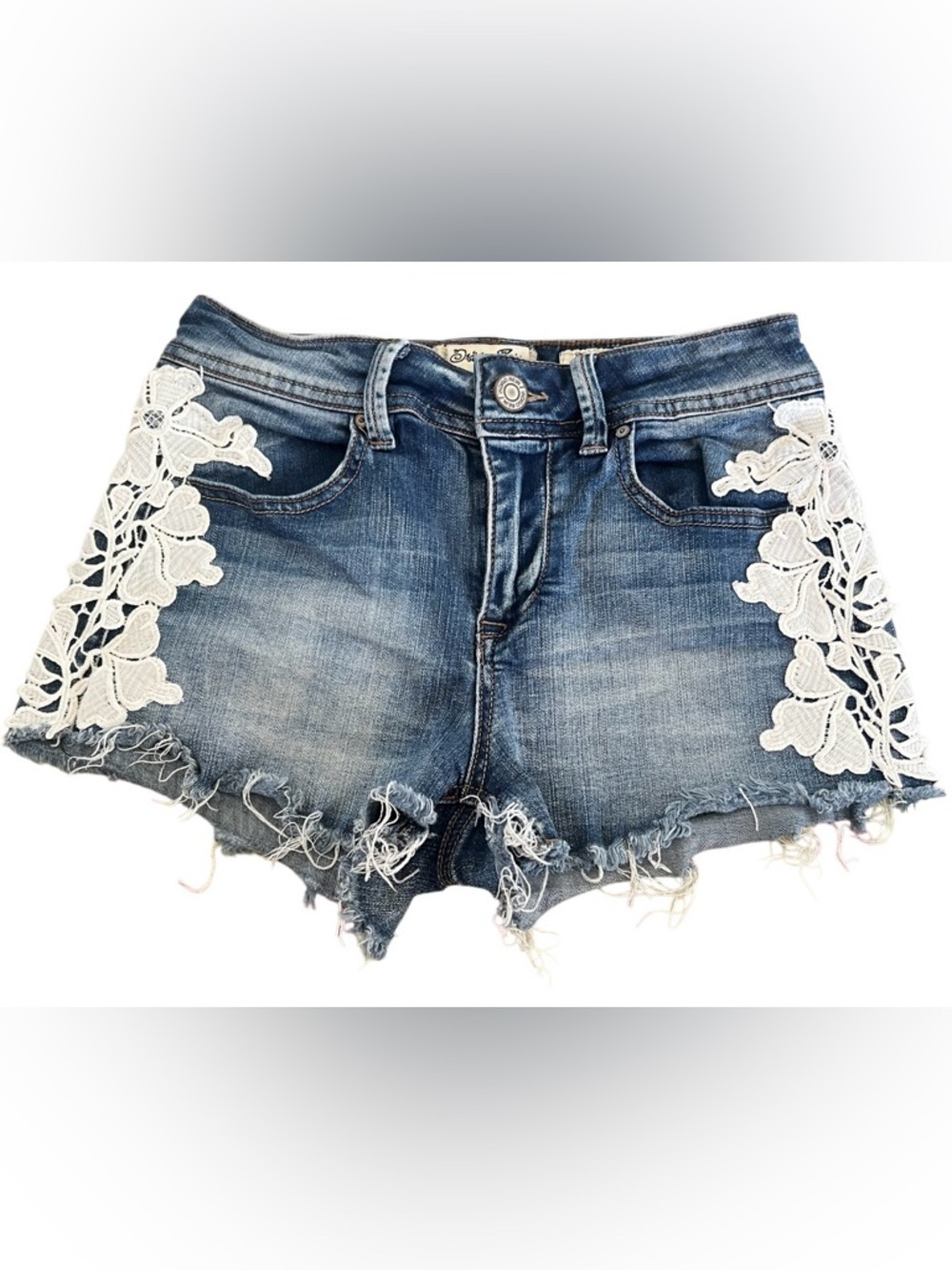 INDIGO REIN - Denim Lace Trim Women's Shorts - Blue 🩳